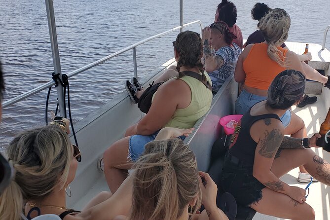 2 Hours Boat Tour in Louisiana Bayous Near New Orleans - The route: crab trap stop, the Great Wall of Louisiana, and camp life