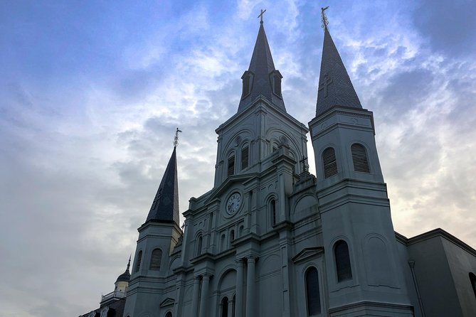 Adults Only Haunted Pub Crawl in New Orleans - A 2-hour haunted night that fits the French Quarter rhythm
