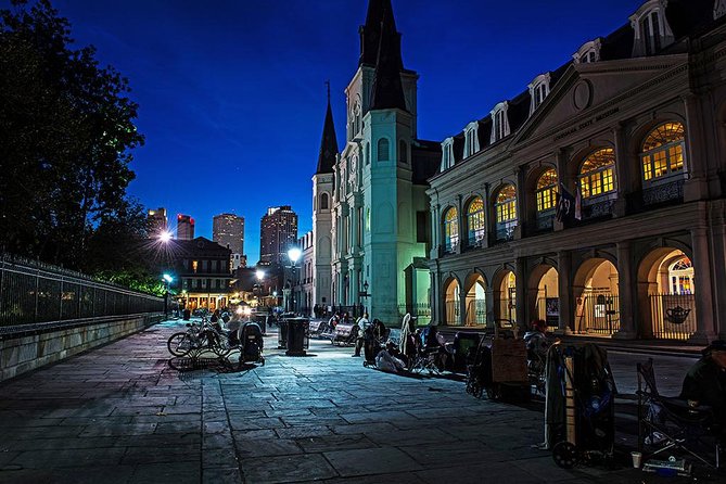 Adults Only Haunted Pub Crawl in New Orleans - The French Quarter walking loop, including Pirates Alley energy