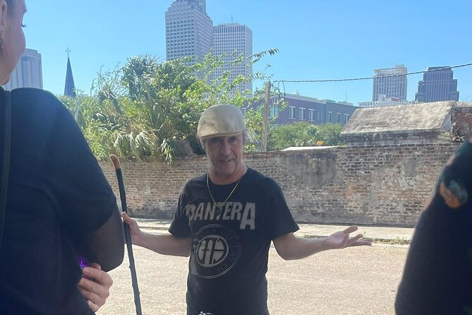 Adults-Only Voodoo History Guided Walking Tour in New Orleans - Stop 6: Jackson Square, ending with context, not just a landmark