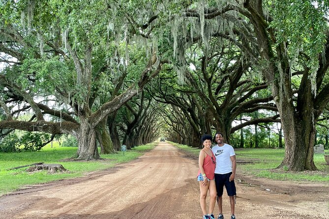 Airboat and Plantations Tour with Gourmet Lunch from New Orleans - Why this New Orleans tour feels like two trips in one