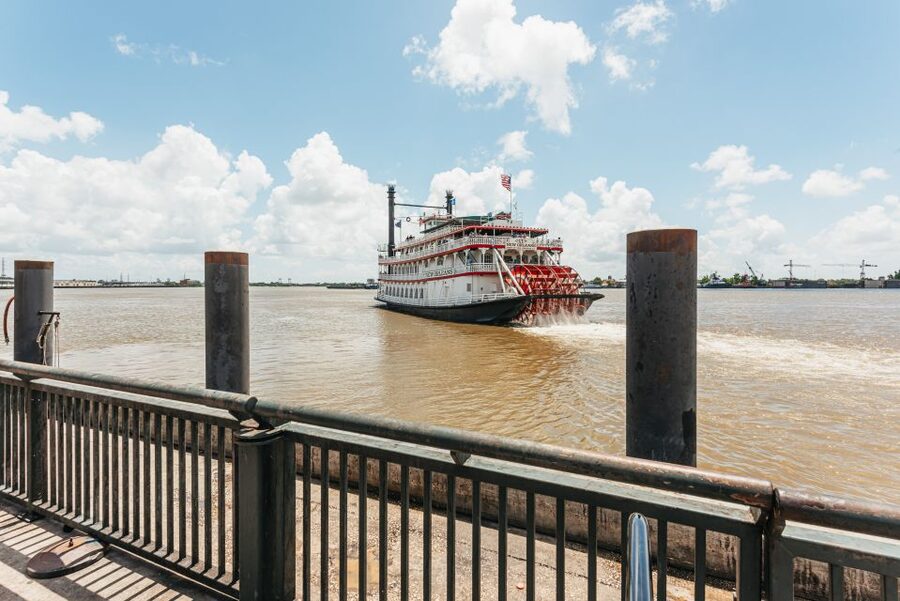 City Sightseeing New Orleans HOHO Bus Tour & Bookable Extras - Should You Book This City Sightseeing New Orleans HOHO Bus Tour?