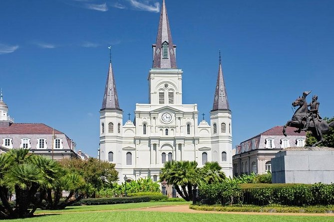 City Tour of New Orleans with Pickup - The ride itself: small group comfort and real photo windows