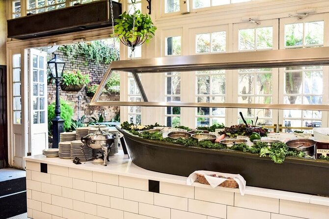 Court of Two Sisters Live Jazz Brunch Buffet with Mimosa - A Courtyard Brunch That Feels Like a Night Out