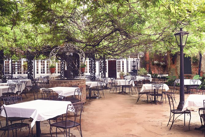 Court of Two Sisters Live Jazz Brunch Buffet with Mimosa - Royal Street After Brunch: What You Can Do With That Extra Time
