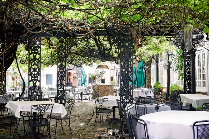 Court of Two Sisters Live Jazz Brunch Buffet with Mimosa - Who This Brunch Works Best For (and Who Should Think Twice)