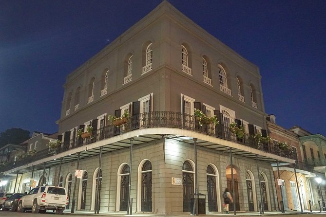 Crawl New Orleans: Haunted Bar Crawl with Shot Included - VIP bar time, the included shot, and the drink reality check