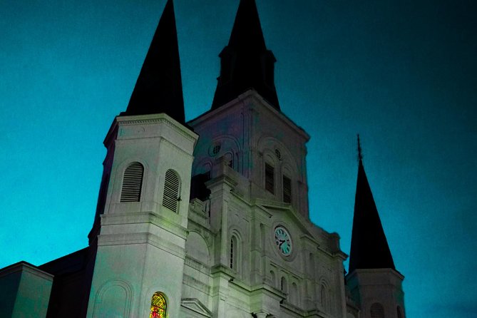 Crawl New Orleans: Haunted Bar Crawl with Shot Included - Who this Crawl New Orleans is best for