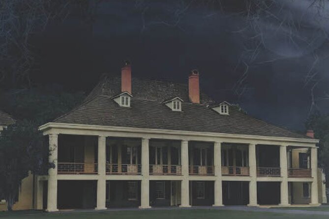 Destrehan Plantation Haunted Night Tour - Grounds after dark: ghost-hunting tools and photo time that actually helps