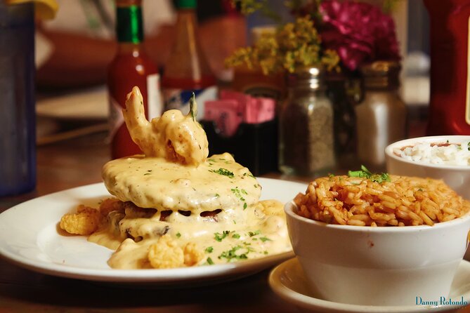 Food Tour of New Orleans Garden District: Group of Nine or Less - A 3-hour Magazine Street lunch that gets you out of the French Quarter
