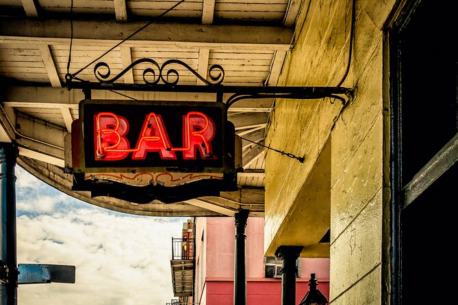 French Quarter Boozy Lunch Crawl with Seafood Boil - Value Check: Is $72 Worth It for a French Quarter Crawl?