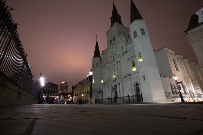 French Quarter Ghosts and Ghouls of New Orleans - Pere Antoine Alley and Faulkner House Books: Narrow Streets and Literary Hauntings