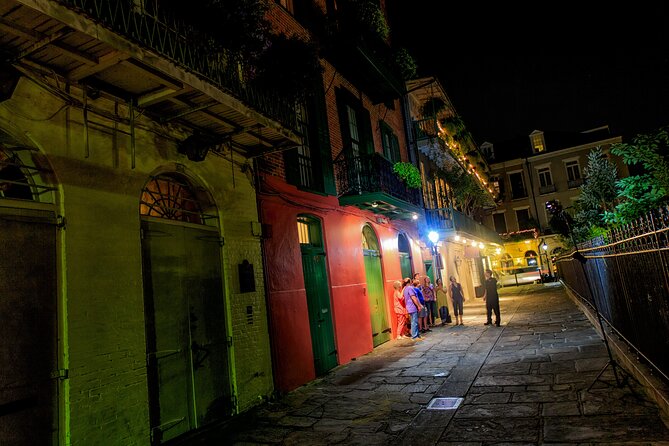 French Quarter Ghosts and Spirits Tour with Augmented Reality - Touring the French Quarter at night, with ghost stories that move