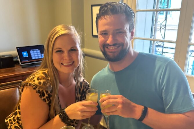 French Quarter Small-Group Cocktail and Foodie Crawl - The four-stop format: how the pace works in practice