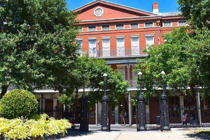 French Quarter Walking Tour With Comp 1850 House Museum Admission - Should you book this French Quarter walking tour?