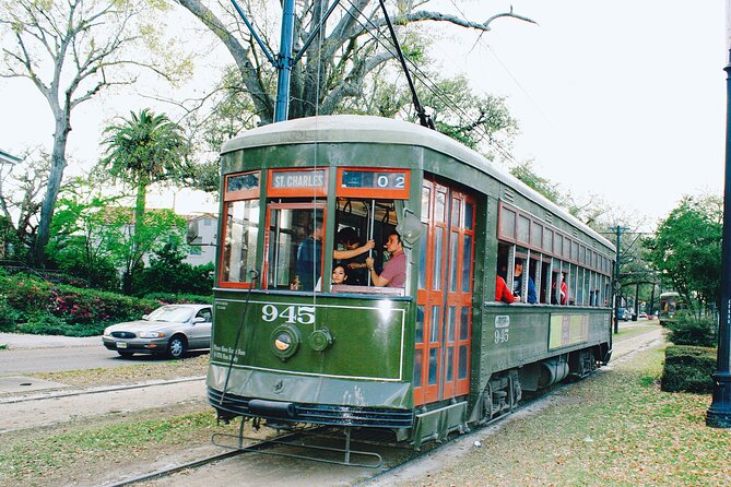 Garden District and Gates of Lafayette Cemetery Walking Tour - The Corntalk Fence, Jefferson Davis, and Other Specific Stops