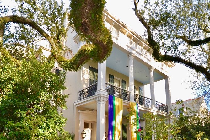 Garden District and Gates of Lafayette Cemetery Walking Tour - Stop 1: The Garden District Blocks, Live Oaks, and Big Architectural Range