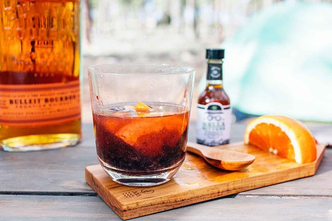 Haunted French Quarter Original Cocktail Tour - Inside the historic bar stops: how you experience the Quarter