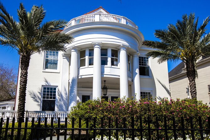 Henley's Private Tours - "Educational-Thoughtful-Entertaining" - City Park and Bayou St. John: Green Space With a Point