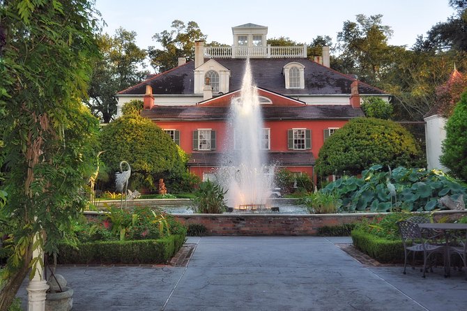 Houmas House Estate and Gardens Guided Tour - The mansion tour: costumed guides, antiques, and the Bette Davis room