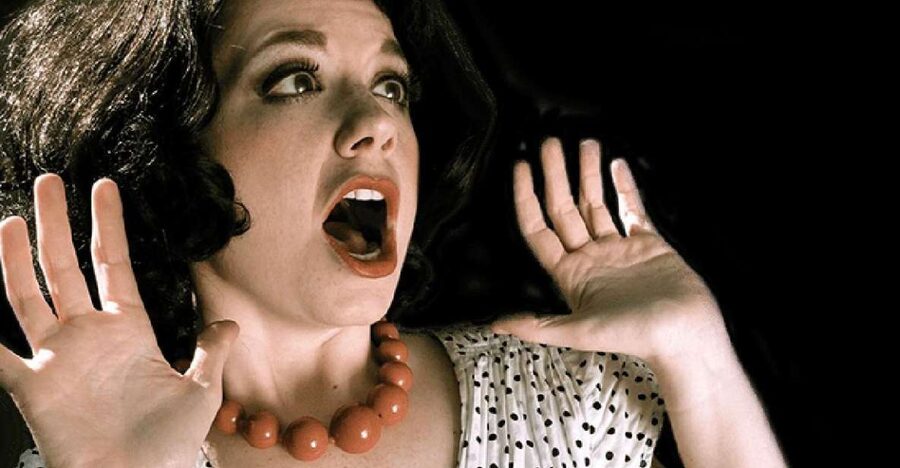 New Orleans: 2-Hour Ghosts & Vampires Walking Tour - Getting In The Mood at The Voodoo Lounge (2-for-1 Hurricanes)