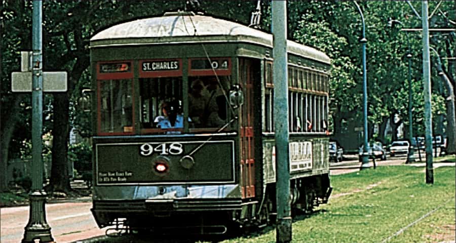 New Orleans: 2-Hour Homes of the Rich & Famous Walking Tour - Key Points You Should Care About