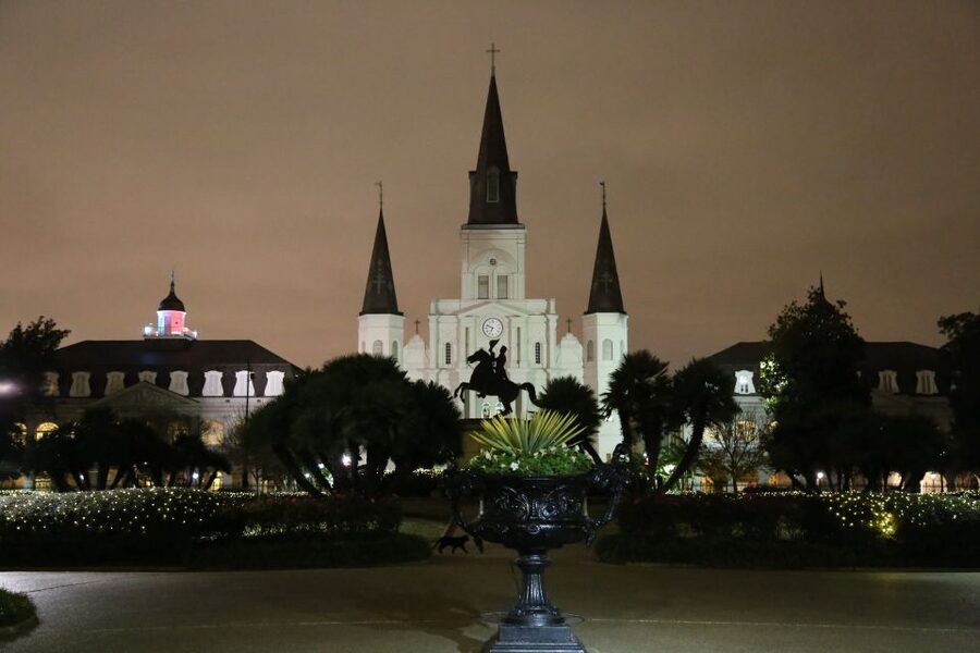 New Orleans: 5 in 1 Ghost & Mystery Evening Tour - The French Quarter, turned into a 5-in-1 story