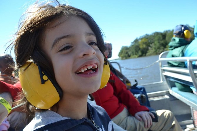 New Orleans Airboat Ride - The Guide Matters More Than You Think: Stories, Safety, and Photo Moments