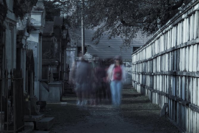 New Orleans Cemetery Bus Tour with Exclusive Cemetery Access - Morning Call Coffee Stand: the small break that keeps the tour enjoyable