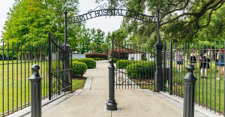 New Orleans: Cemetery Tour - Why This New Orleans Cemetery Tour Feels Like a Time Machine