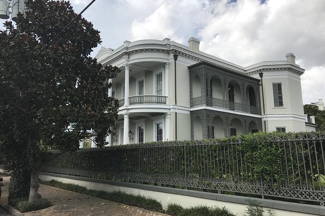 New Orleans City and Cemetery 2-Hour Bus Tour - The 2-hour format that actually helps you plan your trip