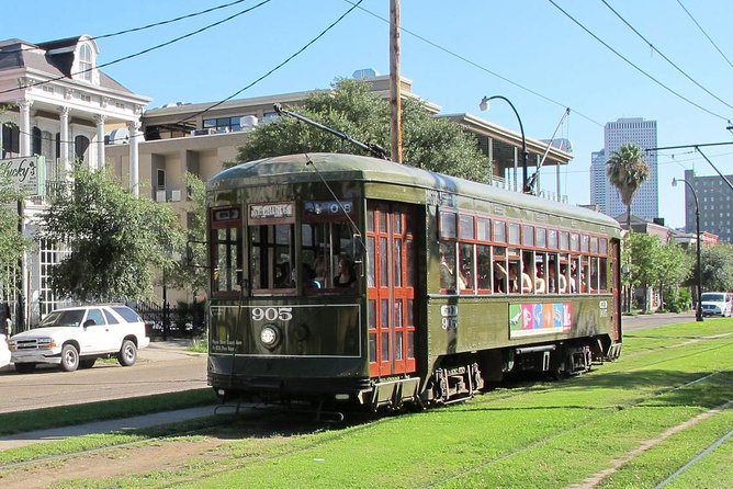 New Orleans City and Cemetery 2-Hour Bus Tour - Superdome link, outdoor markets, and Lake Pontchartrain views