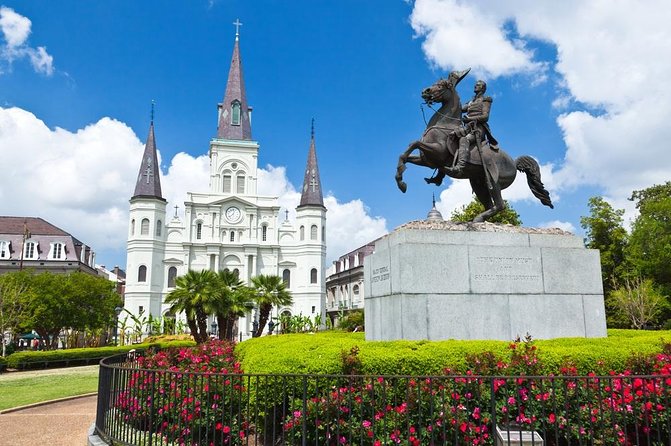 New Orleans City Tour and Steamboat Natchez Harbor Jazz Cruise - French Quarter to Jackson Square: fast orientation with real details