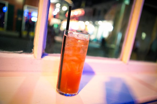 New Orleans Cocktail History Walking Tour in the French Quarter - The 5:00 pm route, small group vibe, and pacing tips that matter