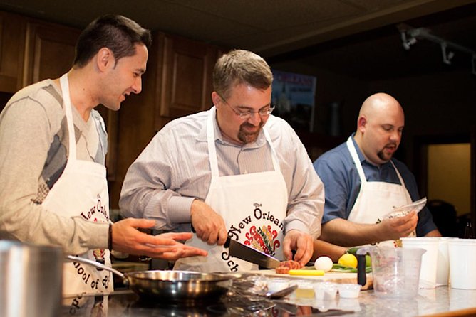 New Orleans Cooking Class and Cocktail Walking Tour - Timing and Logistics: The 2:00 pm Start Makes It an Afternoon Win