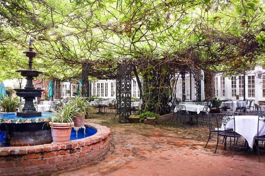 New Orleans: 'Court of Two Sisters' Jazz Brunch Buffet - The Cold Bar and Salad Options When You Need a Reset