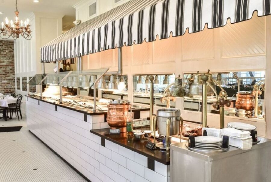 New Orleans: 'Court of Two Sisters' Jazz Brunch Buffet - Mimosas Included: Why You Might Plan Around Timing
