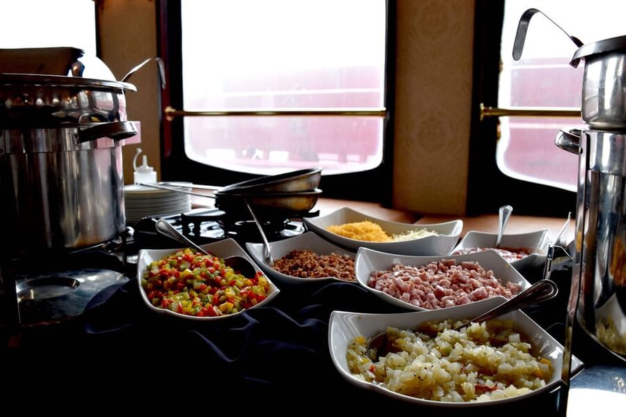 New Orleans: Creole Queen Weekend Morning Jazz Cruise - Cocktails on deck: how to do it like a local