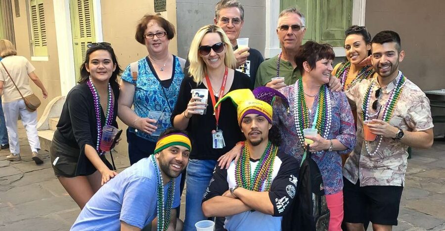 New Orleans: Drunk History Walking Tour - Meeting at Lafittes Blacksmith Shop, and how to not miss the group