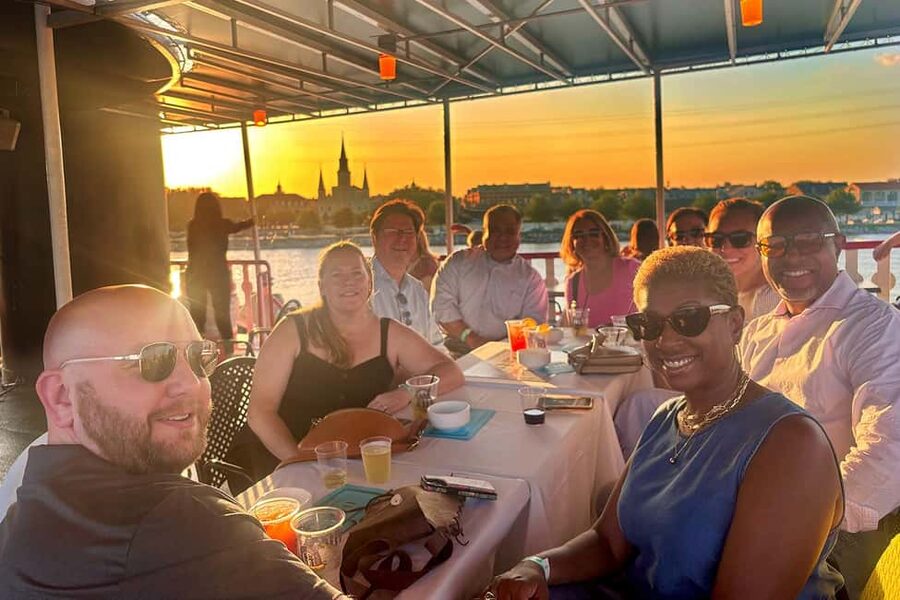 New Orleans: Evening Steamboat Jazz Cruise + Optional Dinner - Dukes of Dixieland: live swing jazz that actually drives the night
