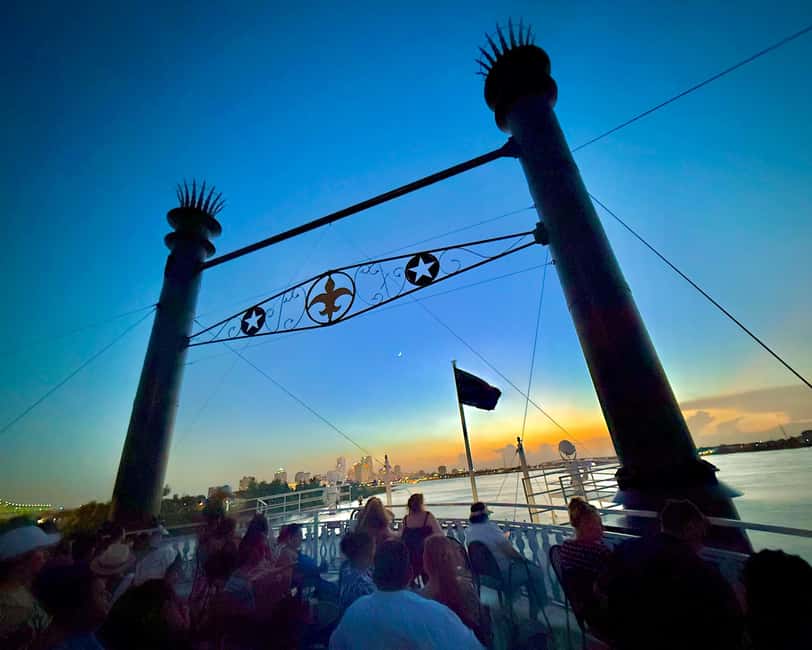 New Orleans: Evening Steamboat Jazz Cruise + Optional Dinner - The optional Creole Dinner Buffet: what you actually get for the money