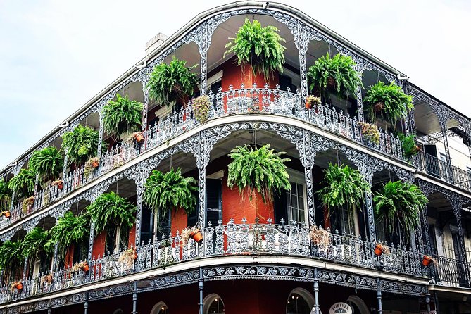 New Orleans French Quarter Architecture Walking Tour - A 2-Hour French Quarter Architecture Stroll With a Small Group