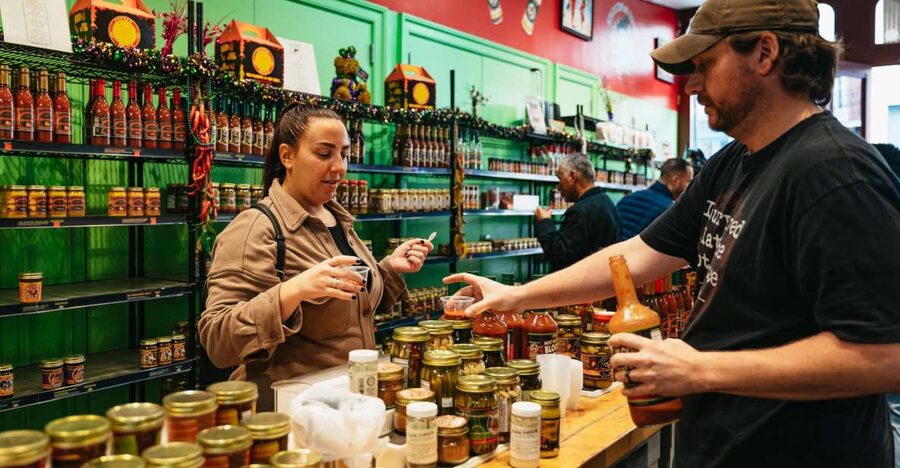 New Orleans: French Quarter Food History Walking Tour - Hot sauce bar time: how to handle heat without ruining your appetite