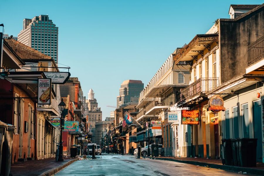 New Orleans: French Quarter Photo Shoot and Walking Tour - Photos you’ll actually want to keep: edited delivery and what you should expect