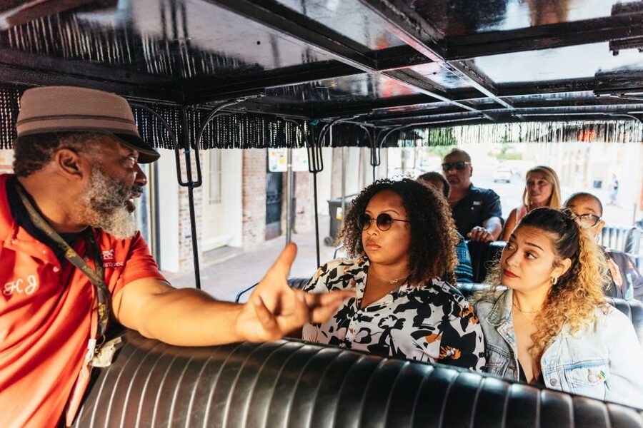 New Orleans: French Quarter Sightseeing Carriage Ride - Meeting at Jackson Square, Then Rolling Past the Big Icons