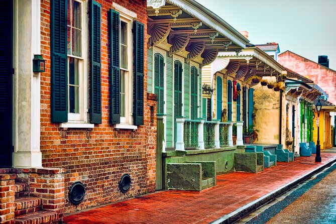 New Orleans French Quarter, Voodoo and Culture Walking Tour - Jackson Square and St. Louis Cathedral: the city’s timeline, in walking form