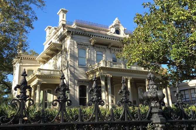 New Orleans Garden District Architecture Tour - Morris-Israel House and the Italianate story you can actually spot
