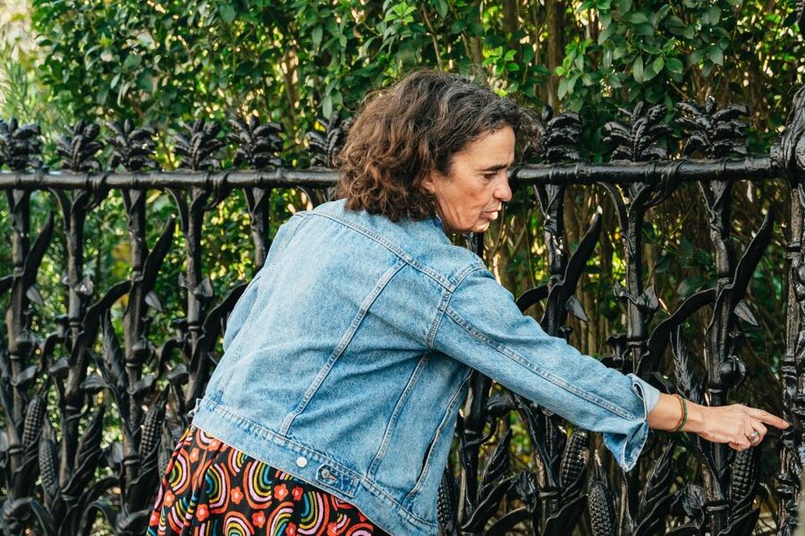 New Orleans: Garden District Guided Walking Tour - The finish near Magazine Street: turn history into a meal or browse