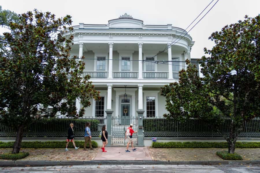 New Orleans: Garden District Tour - Should you book the New Orleans Garden District Tour?