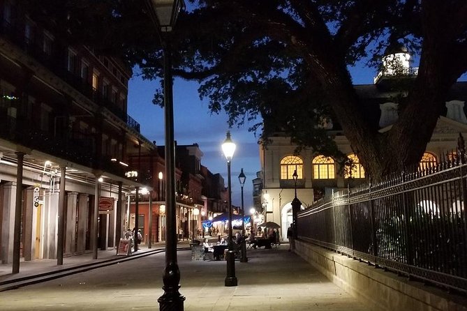 New Orleans Ghost, Vampire, Witch, Voodoo, and Mystery Tour - New Orleans at Night, in One Tight 2-Hour Loop